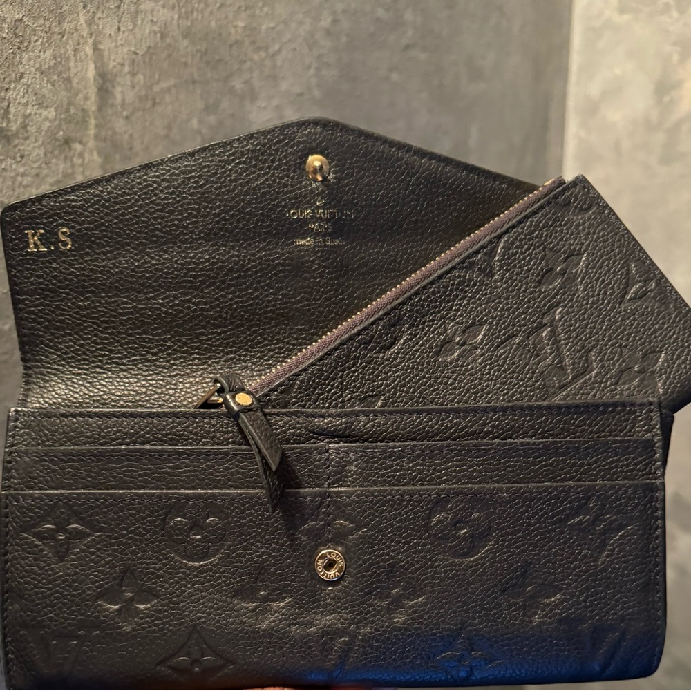 ✨✨Authentic✨✨Louis-vuitton Potefeuille Curiense Empreinte Wallet in Noir ✨✨